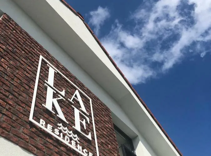 Lake Residence アパート